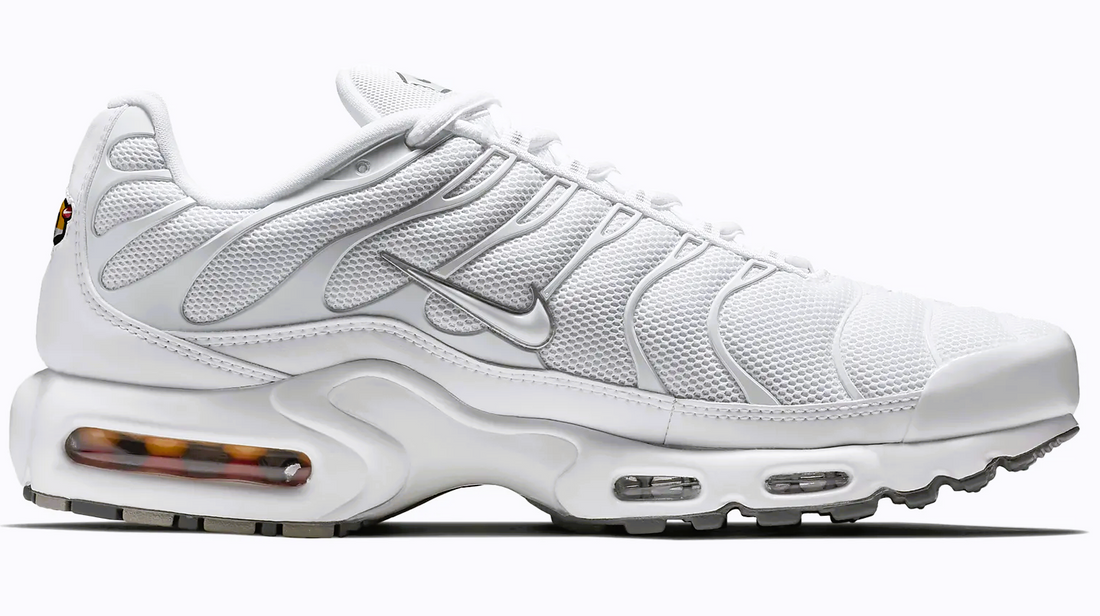 NIKE AIR MAX PLUS