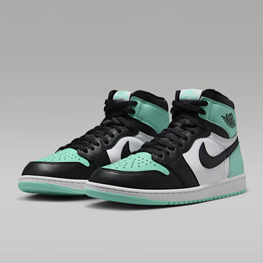AIR JORDAN 1 RETRO High OG #
