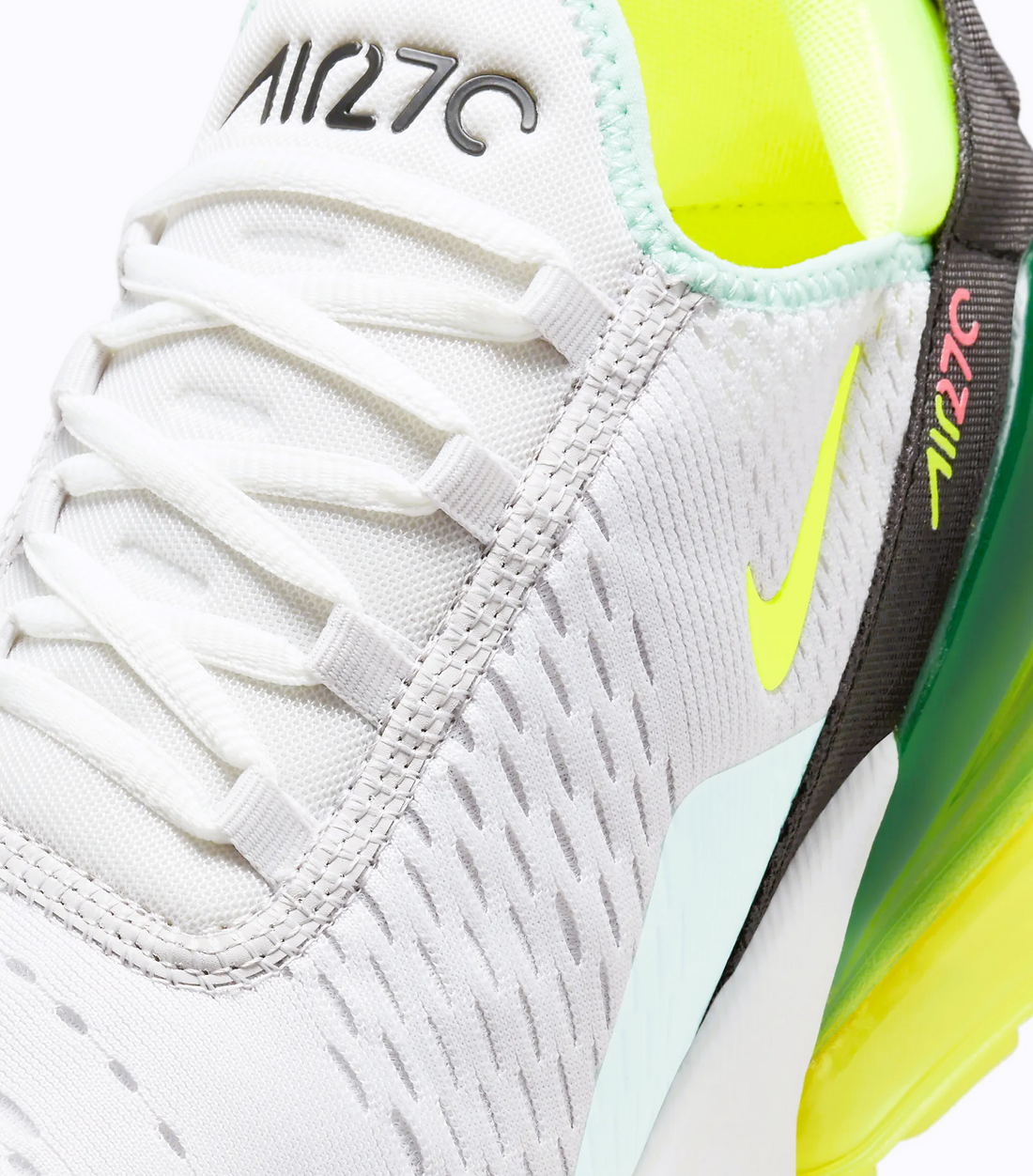 NIKE AIR MAX 270